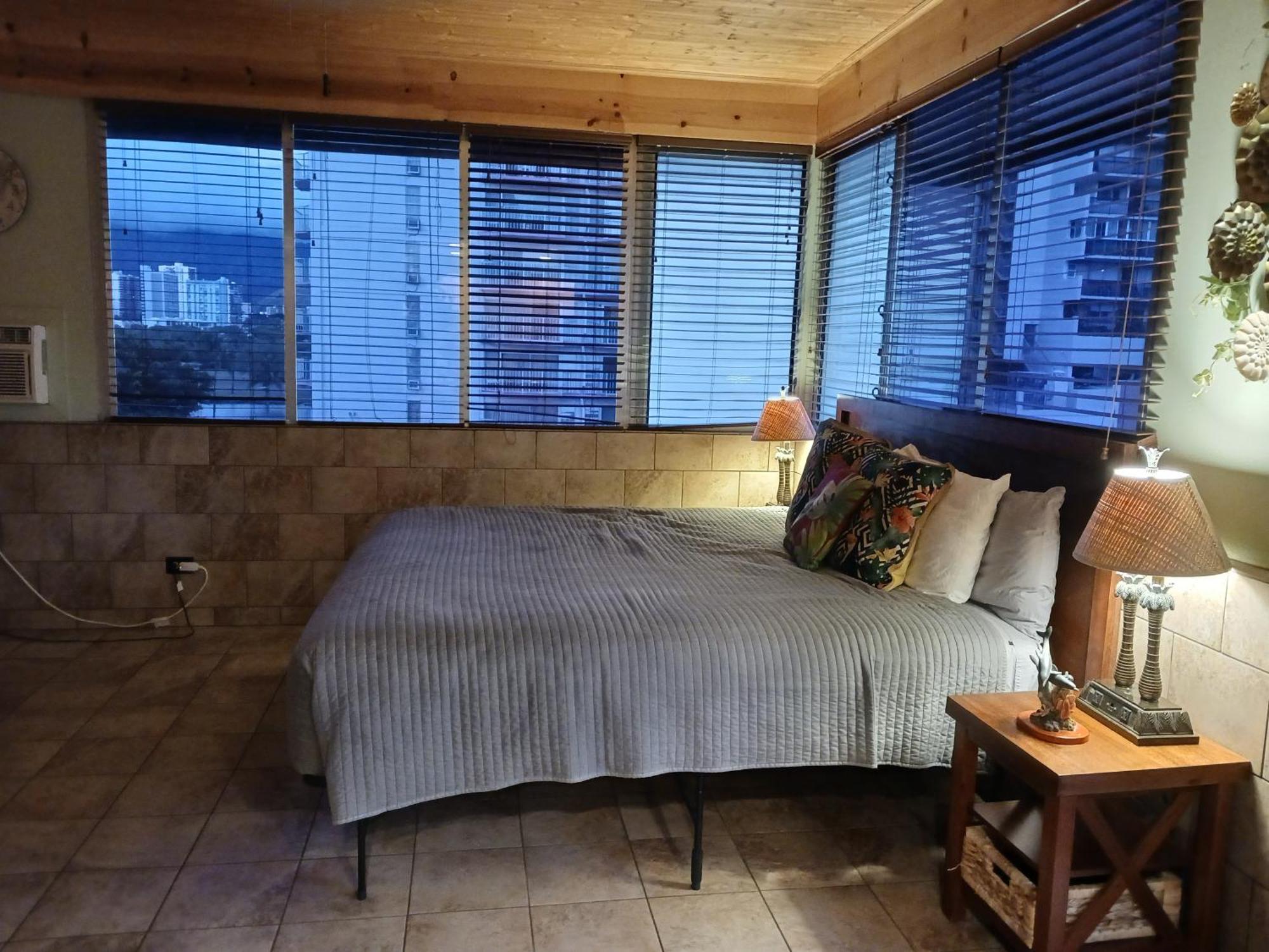 Hawaiian King Aparthotel Honolulu Room photo